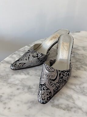 Y2K Vintage Dolce by Pierre Black & Silver Embroidered Pointed Slip-On Mules